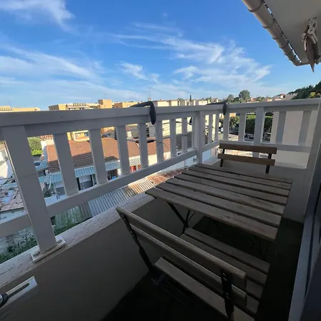 Appartement 2pieces, Piscine, Terrasse *