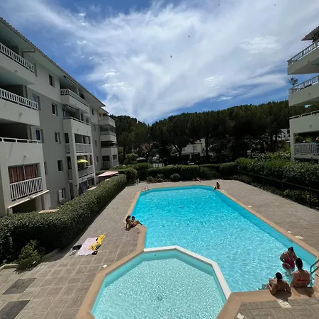 דירה 2pieces, Piscine, Terrasse, Parking Prive